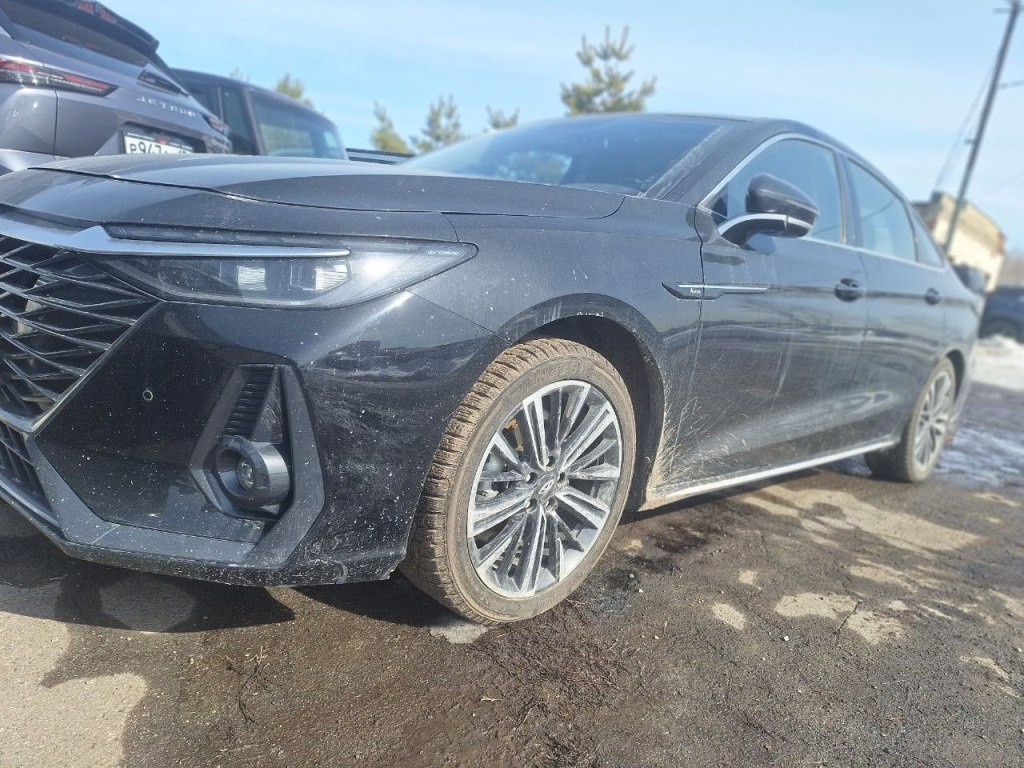 Chery  Arrizo 8